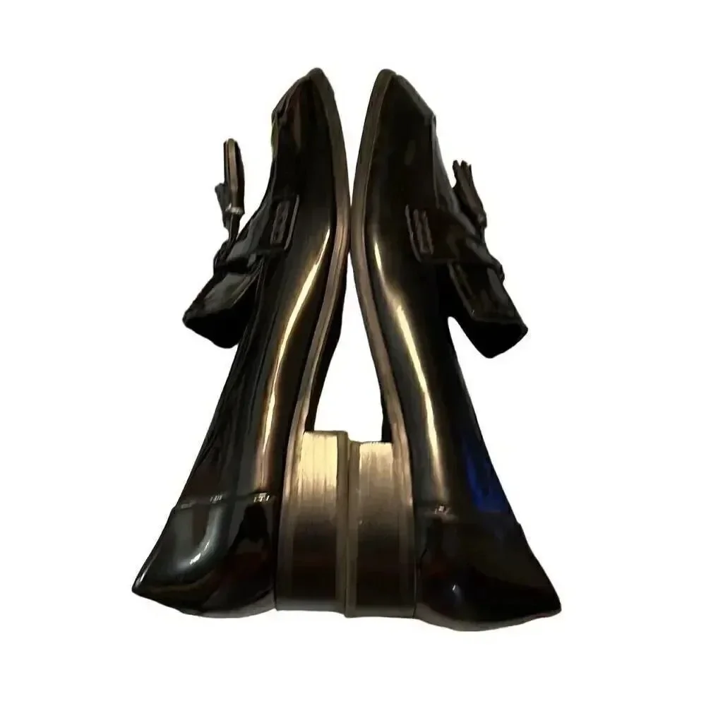 Tahari black Patton loafers with tassel size 7.5.
